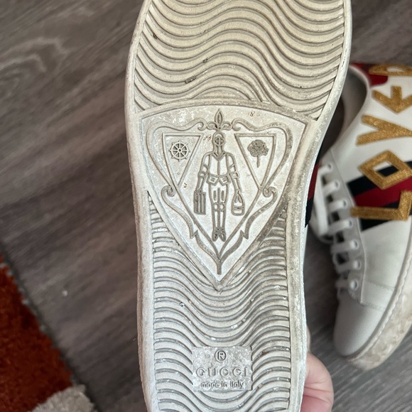 Gucci Ace Embroidered Love sneaker - Picture 5 of 6
